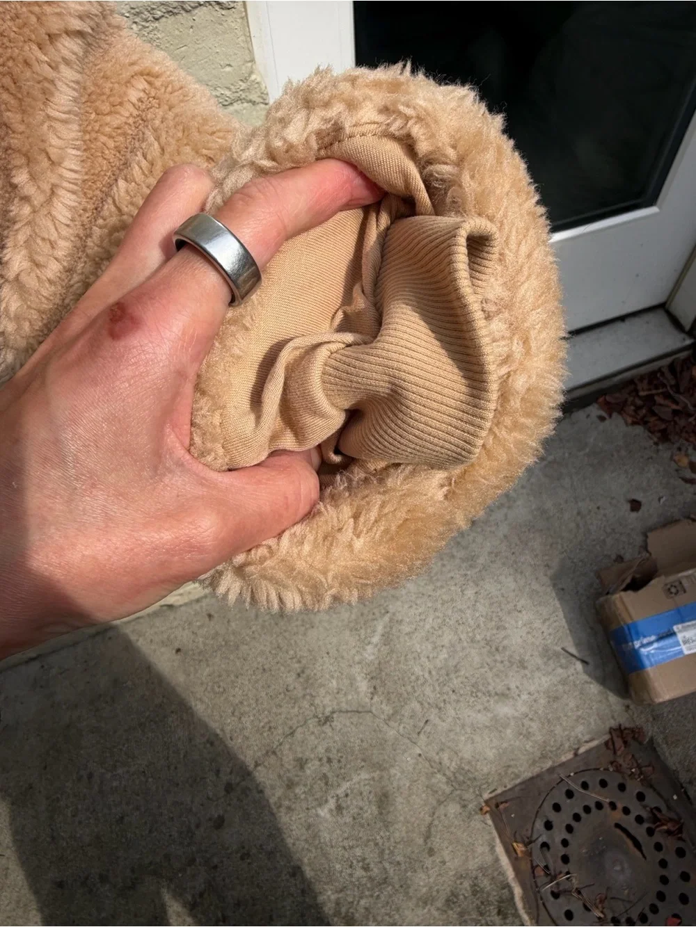 Alo Yoga Sherpa Snow Angel Puffer Camel EUC barely worn